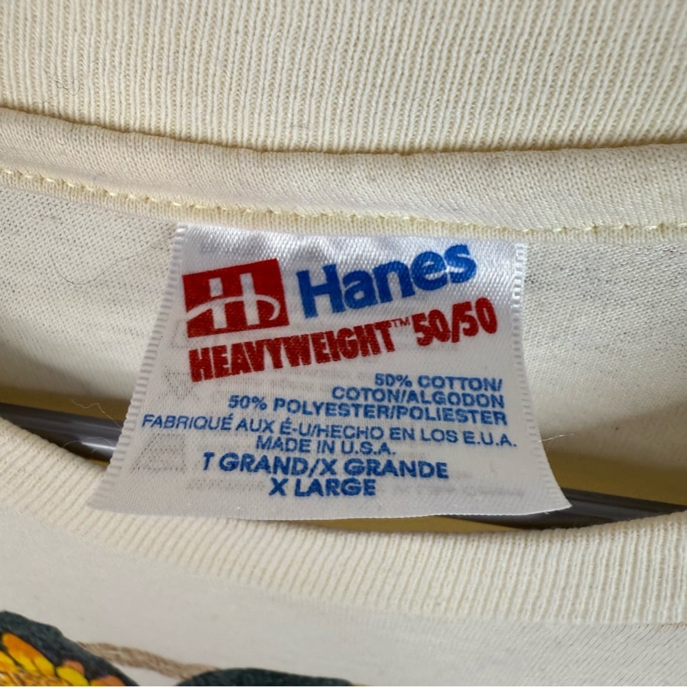Hanes t-shirt, Arizona, sunflower, floral, vintage souvenir Cream Graphic Tee - Picture 9 of 11